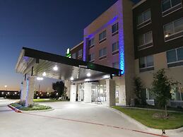Holiday Inn Express & Suites Dallas Northeast - Arboretum, an IHG Hote