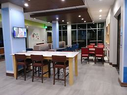 Holiday Inn Express & Suites Dallas Northeast - Arboretum by IHG