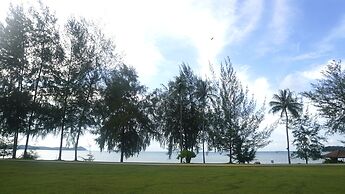 Pantai Indah Lagoi Bintan