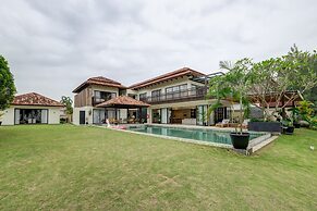 Pantai Indah Lagoi Bintan