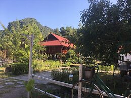 Cat Ba Eco Lodge