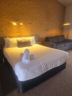 Lookout Mountain Retreat