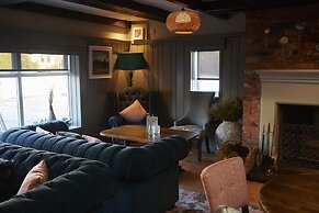 Castle Hotel by Greene King Inns