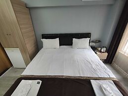 Sun Suites
