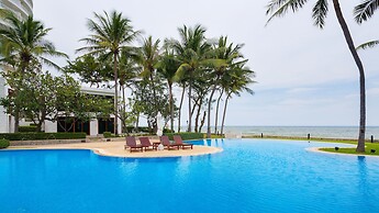Baan LonSai Beachfront Condominium