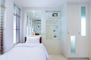 Baan LonSai Beachfront Condominium