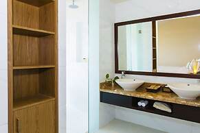 Lasenta Boutique Hotel Hoian