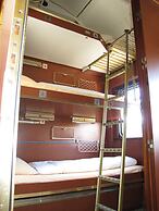 Train Lodge Amsterdam - Hostel