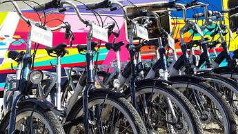 Train Lodge Amsterdam - Hostel