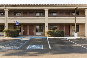 Premier Inns Thousand Oaks