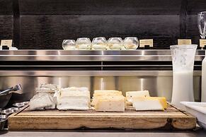 65 Hotel, Rothschild Tel Aviv - an Atlas Boutique Hotel