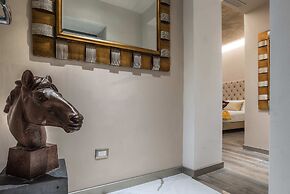 Colonna Suite del Corso