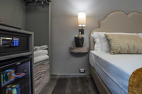 Colonna Suite del Corso