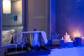 Colonna Suite del Corso