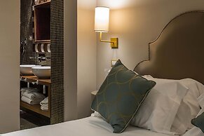 Colonna Suite del Corso