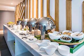 La Quinta by Wyndham Medellin