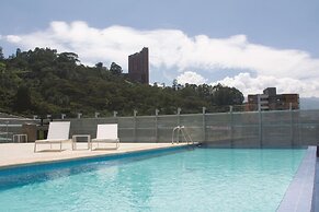 La Quinta by Wyndham Medellin