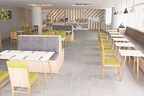 La Quinta by Wyndham Medellin