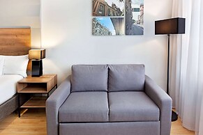 La Quinta by Wyndham Medellin