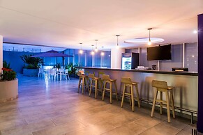 La Quinta by Wyndham Medellin