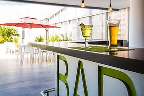 La Quinta by Wyndham Medellin