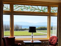 Dashwood Manor Seaside Bed & Breakfast