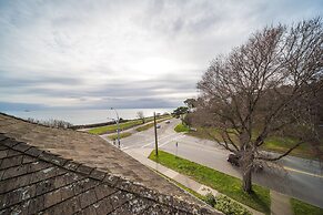 Dashwood Manor Seaside Bed & Breakfast