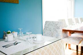 Dashwood Manor Seaside Bed & Breakfast