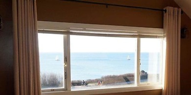 Dashwood Manor Seaside Bed & Breakfast