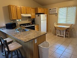 Mountain Landing Suites & RV Park