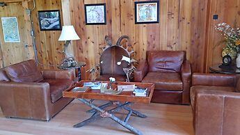 Denali Crow's Nest Cabins