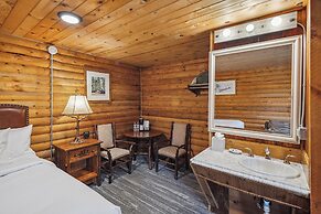 Denali Crow's Nest Cabins