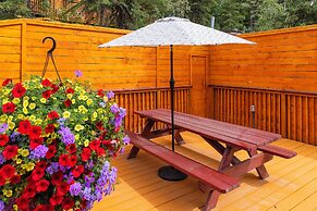 Denali Crow's Nest Cabins