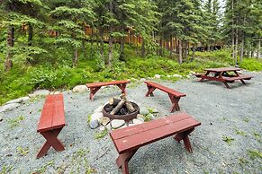 Denali Crow's Nest Cabins