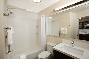 Candlewood Suites Omaha - Millard Area by IHG