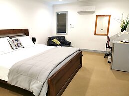 Lush & Co Auckland Bed & Breakfast