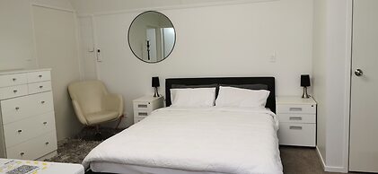 Lush & Co Auckland Bed & Breakfast