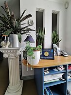 Lush & Co Auckland Bed & Breakfast