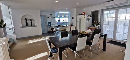 Lush & Co Auckland Bed & Breakfast