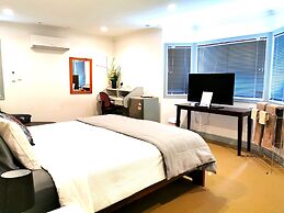 Lush & Co Auckland Bed & Breakfast