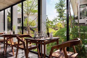 Hillocks Hotel & Spa