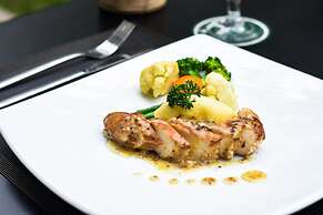 Hillocks Hotel & Spa