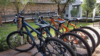 Hillocks Hotel & Spa