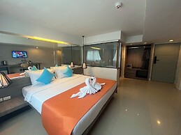 MORE Patong Hotel