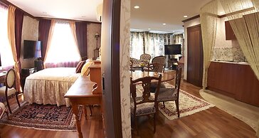 Zenith Boutique Lodge & Spa