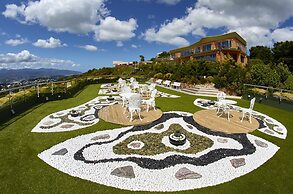 Zenith Boutique Lodge & Spa