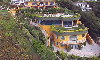 Zenith Boutique Lodge & Spa