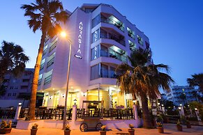 Aurasia SeaSide Hotel