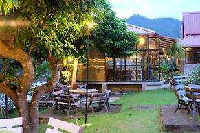 Khun Mai Baan Suan Resort