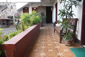 Antonio's Pension House